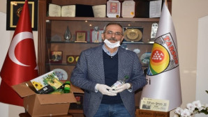 Tarsus’ta 65 yaş üstü 30 bin vatandaşa ücretsiz gıda kolisi dağıtılacak