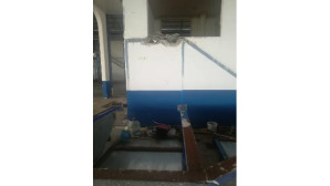 Üzerine demir kapı düşen şahıs hayatını kaybetti