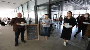 Başkan Tarhan’dan çalışanlarına öğle yemeği jesti