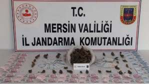 Uyuşturucu satan 2 kişi gözaltına alındı