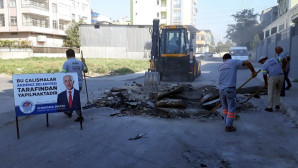 Akdeniz’de asfalt çalışmaları sürüyor