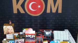 Tarsus’ta cinsel içerikli ürün ele geçirildi