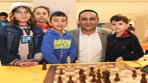 Toroslar Belediyesi, Atatürk’ü Anma Satranç Turnuvası düzenliyor