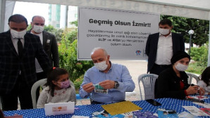 Başkan Gültak, lösemili çocuklarla birlikte maske yaptı