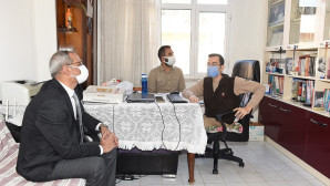Başkan Bozdoğan, öğretmenlerin evlerine konuk oldu