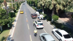 Mersin’de kural ihlali yapan araç sürücülerine ceza yağdı