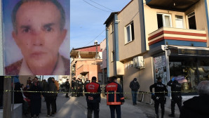 Yangına uykuda yakalandı