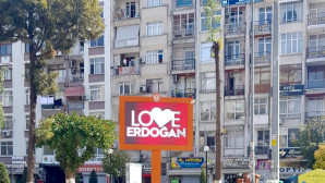 Erdoğan görseline Başkan Gültak’tan tepki