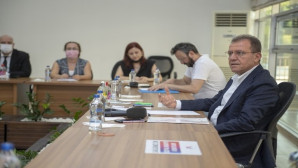 Seçer: “Müzik belki de kullanabileceğiniz en değerli enstrüman, evrensel bir kavram”