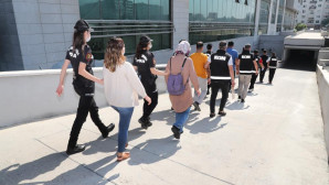 FETÖ’nün evlendirme-izdivaç sorumlularına operasyon: 9 gözaltı