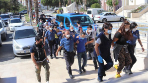 Uyuşturucu satıcılarına şafak operasyonu: 8 tutuklama