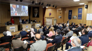Akdeniz Belediyesinde 8 Mart’ta kadınlar izinli sayılacak