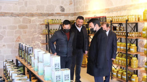 Mut’tan Hollanda’ya zeytin ve yöresel ürün ihracatı