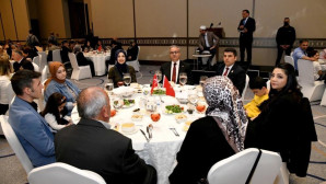 Vali Su, şehit yakınları ve gazilerle iftarda buluştu