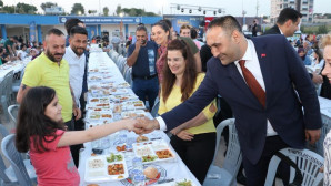Başkan Yılmaz, personeliyle iftarda buluştu, bayramlarını kutladı
