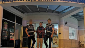 Aranan hırsızlık şüphelisi yakalandı