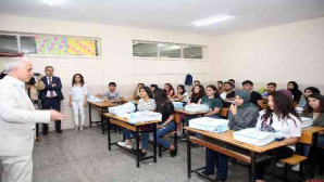 Akdeniz Belediyesi Etüt Merkezinden tercih yapacak gençlere destek