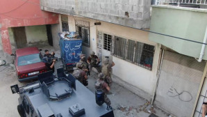 DEAŞ’a şafak operasyonu: 13 gözaltı
