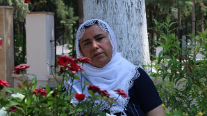 Şehit annesi: “Biz Mehmetçiklerimizin sayesinde ayaktayız, bir gitse de bin geliyor”