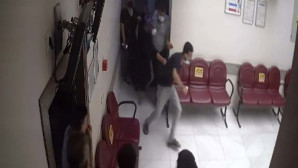 Tedaviyi beğenmeyen hastanın ağabeyi diş hekimini darp etti