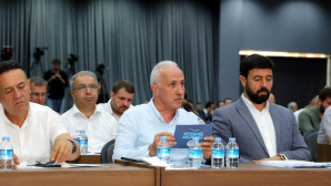 Gültak, meclis toplantısında Eren Bülbül’ü andı