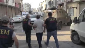 Büyükşehir çalışanlarına PKK operasyonu: 8 gözaltı