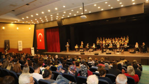 Neşet Ertaş, sevilen türküleriyle anıldı