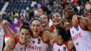 Türkiye, Slovenya engelini aştı