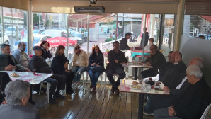 ÇAMLIBEL ESNAFI BAŞKAN GÜLTAK’IN ARKASINDA