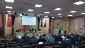 Hiçbir şey bulamayınca, “Teknik hatalar var. Yoğunluk yüksek” bahaneleri ürettiler