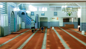AKDENİZ’DE İBADETHANELER BAYRAMA HAZIRLANIYOR