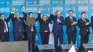 “MERSİN’E HİZMET VE ESER GETİRDİK”