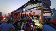 Manisa’da otobüs tıra çarptı: 9 ölü, 30 yaralı