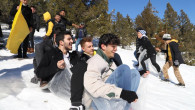 Akdeniz Belediyesi YKS’ye hazırlanan öğrencileri karla buluşturdu