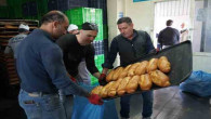 Tarsus’tan deprem bölgesine ekmek sevkiyatı